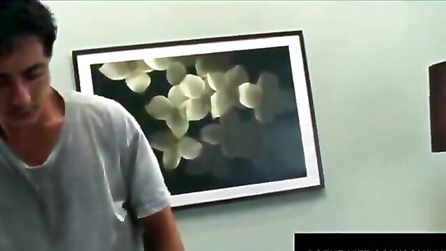 Wife talks to hubby HD video.